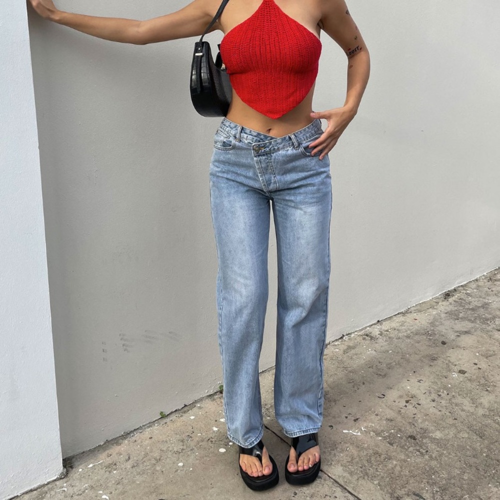 PRINCESS POLLY HOLLY ASYMMETRICAL V WAIST JEANS SIZE 12